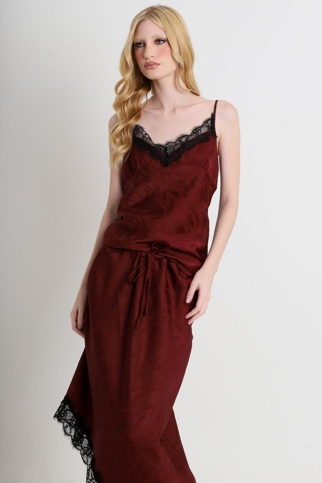 Blusa Tânia Jacquard Bordô